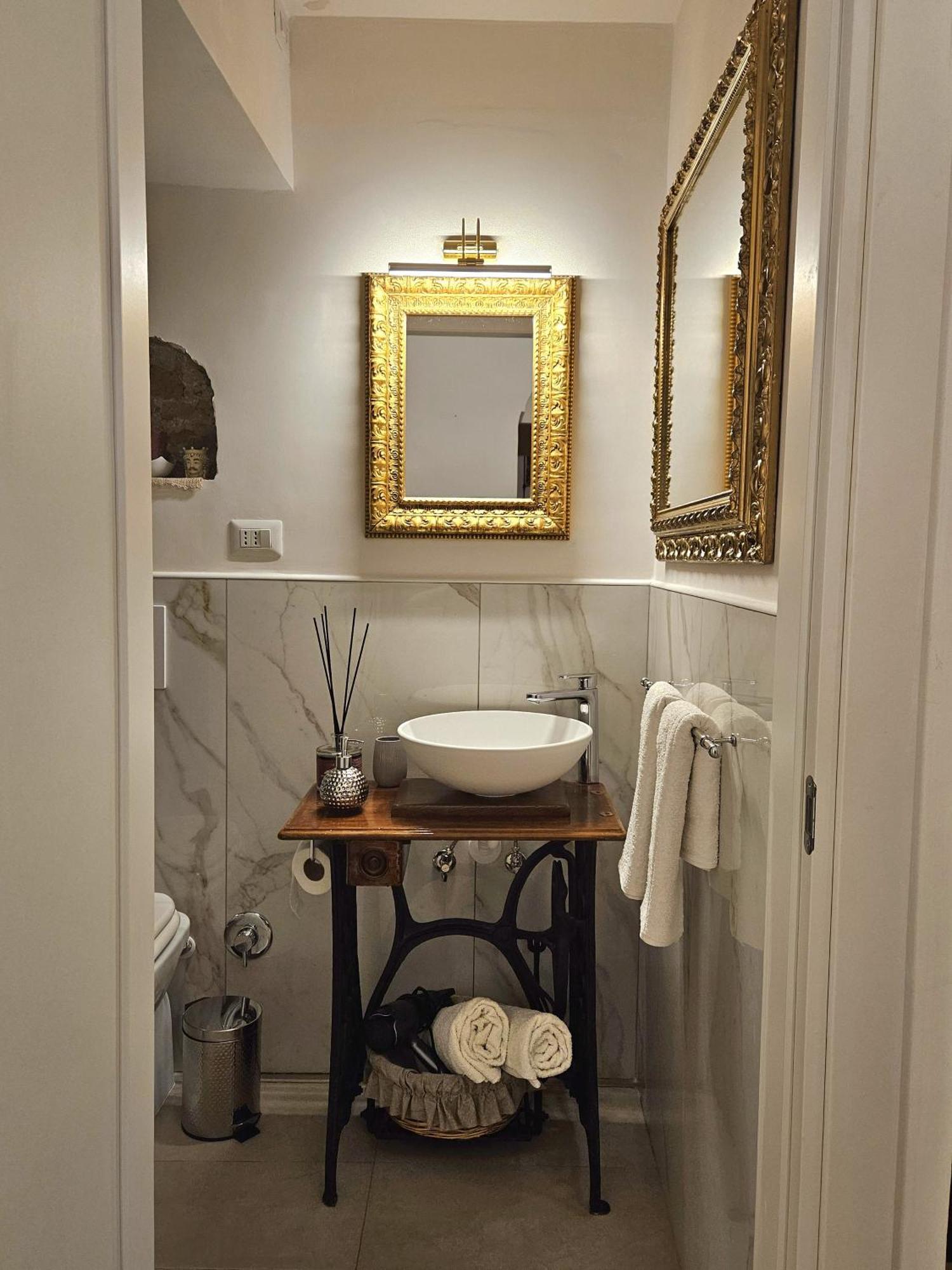 Niloufar Residence Napoli Εξωτερικό φωτογραφία
